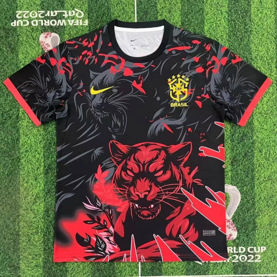 Maillot de football Brésil Spécial 25/26 Red A de Le 12 -ème Maillot, vue de face avec logo et détails en rouge.