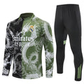 Ensemble Real Madrid 25/26 Le 12 -ème Maillot, maillot de football pour enfants avec logo et détails officiels.