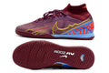 Crampons Mercurial Superfly IX Elite de Le 12 -ème Maillot, vue en gros plan sur la semelle avec pointes en acier.