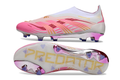 Crampons Predator Elite LL FG de Le 12 -ème Maillot, avec semelles en caoutchouc et pointes métalliques pour le football.