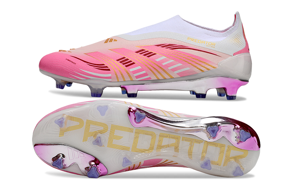 Crampons Predator Elite LL FG de Le 12 -ème Maillot, avec semelles en caoutchouc et pointes métalliques pour le football.