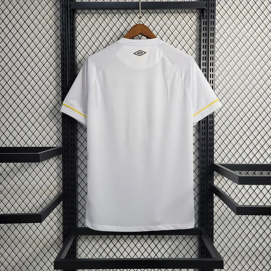 Maillot domicile Santos FC 2023-2024, marque Le 12-ème Maillot, vue du devant avec les couleurs traditionnelles du club.