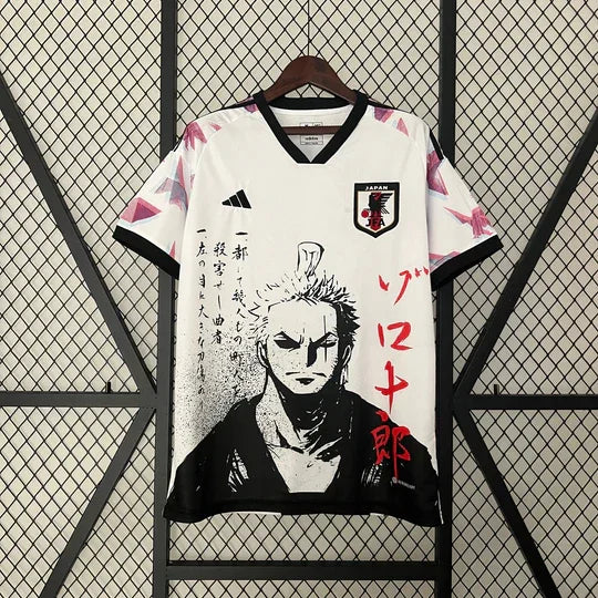 Maillot japonais Zoro One Piece 2023/24 de Le 12, coloris sportif avec logo et design inspiré de la série animée.