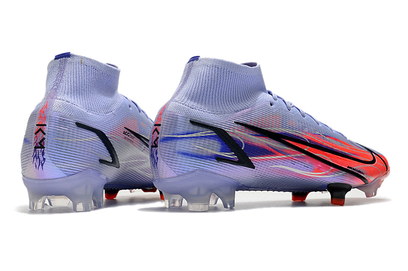 Crampons Mercurial Superfly IX Elite pour football, avec pointes en métal et design léger, adaptés aux terrains synthétiques.