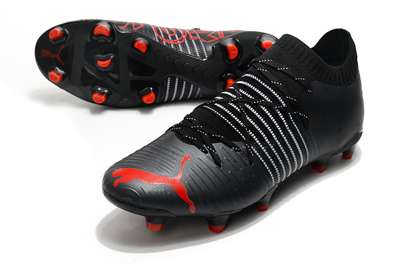 Crampons Future Z 1.1FG de Le 12 -ème Maillot, fixation robuste pour l'escalade ou la randonnée en montagne.