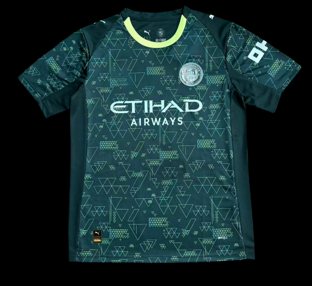 Maillot Manchester City 25/26 quatrième, Le 12 -ème Maillot, maillot de football avec logo et détails du design.