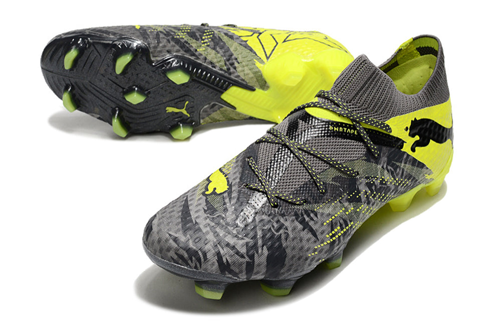 Crampons FUTURE 7 ULTIMATE de Le 12 -ème Maillot, fixation robuste pour chaussures de montagne, vue en gros plan.