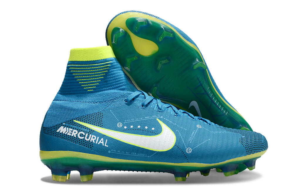 Crampons Mercurial Vapor X, chaussures de football légères de la marque Le 12 -ème Maillot, vue de face avec semelles en cleats