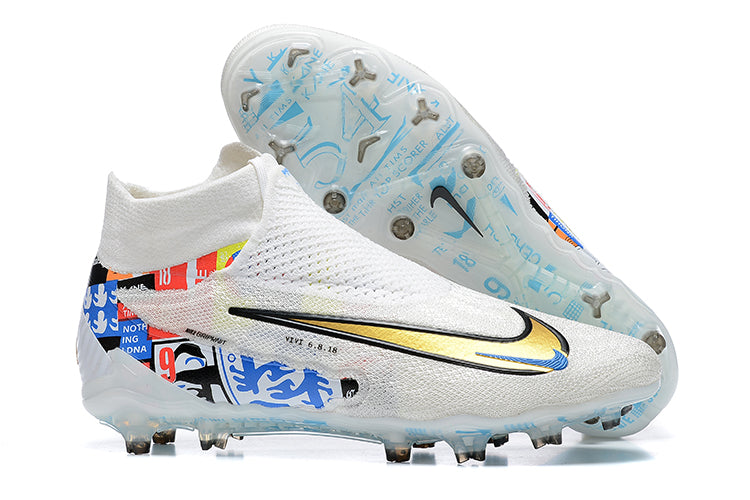Crampons Phantom GX Elite FG de Le 12 -ème Maillot, fixation robuste pour escalade ou alpinisme, montrés en gros plan.