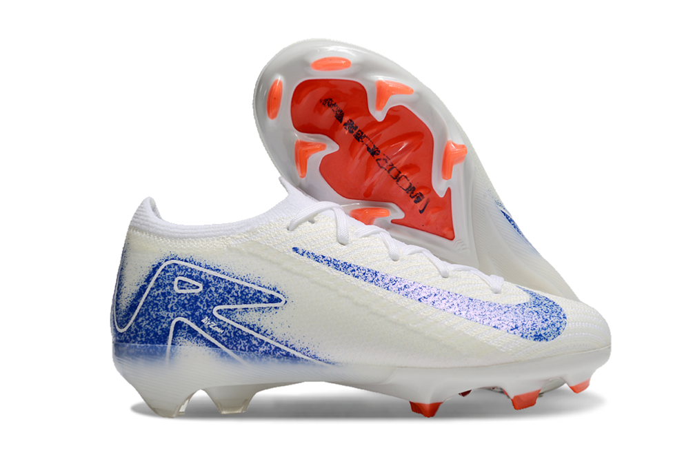 Crampons pour enfants Le 12 -ème Maillot, fixation métallique pour chaussures d'hiver, adaptés aux activités de montagne.