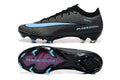 Crampons Mercurial Vapor 16 Elite XXV pour soccer, conception légère avec crampons en métal pour traction optimale.