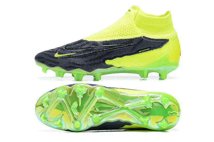 Crampons Phantom GX Elite FG de Le 12 -ème Maillot, fixation robuste pour chaussures de randonnée ou escalade.