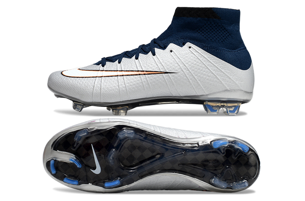 Crampons Mercurial Superfly de Le 12 -ème Maillot, fixation robuste avec piquets en acier pour football.