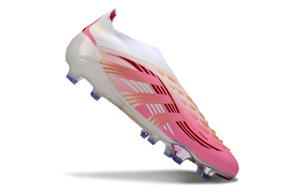 Chaussures de crampons Predator Elite LL FG de Le 12 -ème Maillot, vue de profil avec crampons en acier pour football.