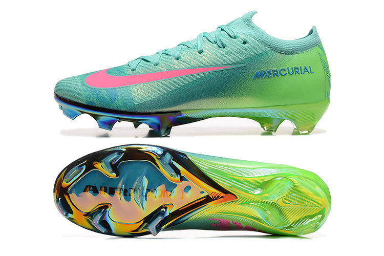 Crampons Mercurial Vapor 16 Elite XXV pour football, semelles en acier avec pointes pour performance sur le terrain.