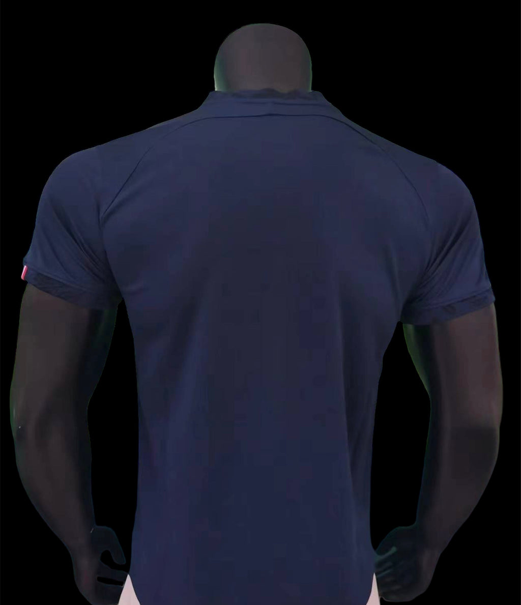 Maillot domicile de l'équipe de France 2023-2024, version player, avec logo et détails en bleu, blanc et rouge.