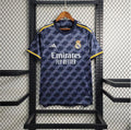 Maillot extérieur Real Madrid saison 2023-2024, marque Le 12-ème Maillot, vue de face avec logo et détails du maillot.