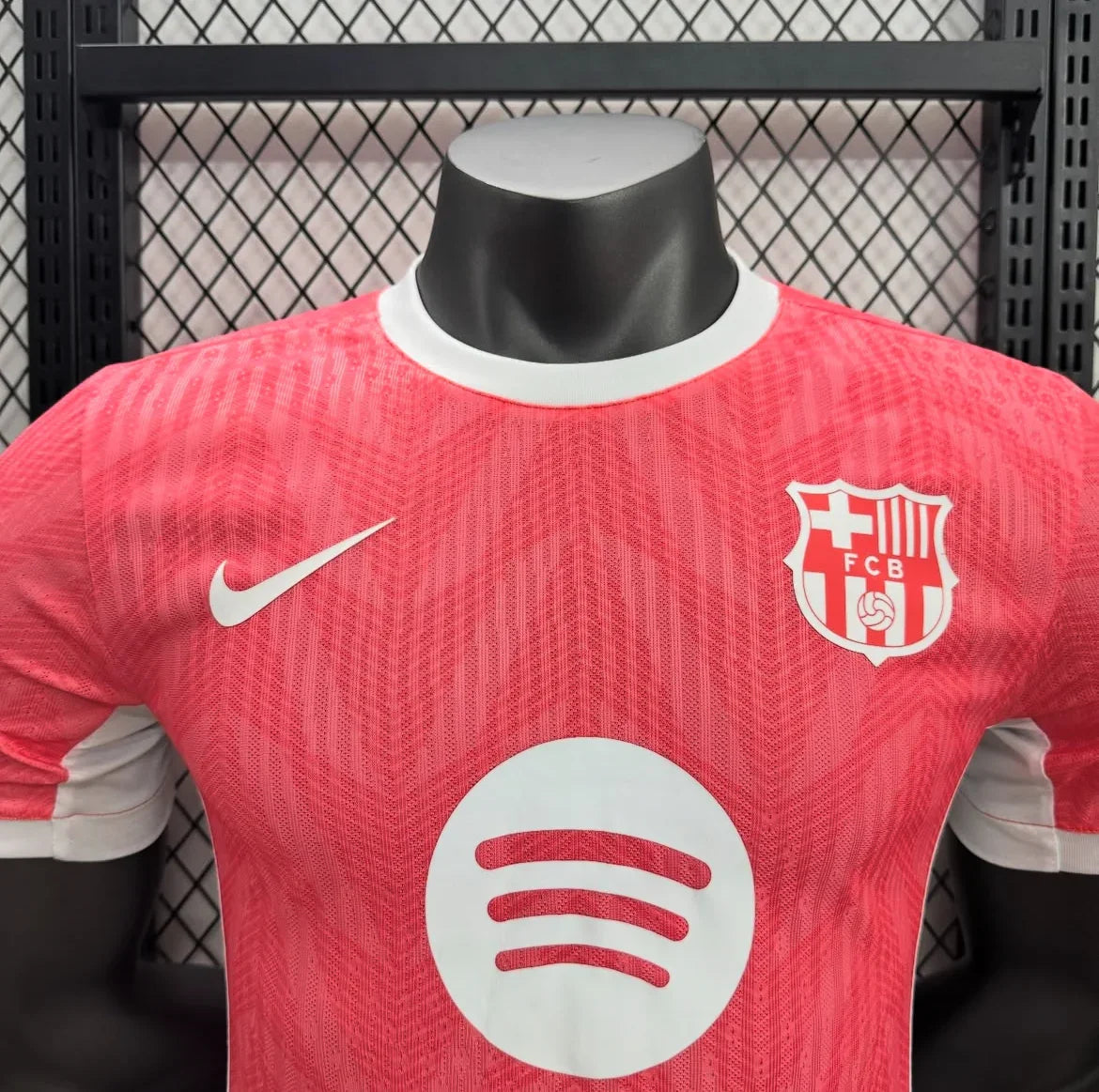Maillot FC Barcelone concept 2025 de Le 12, maillot de football avec design innovant et logo de l'équipe catalane.