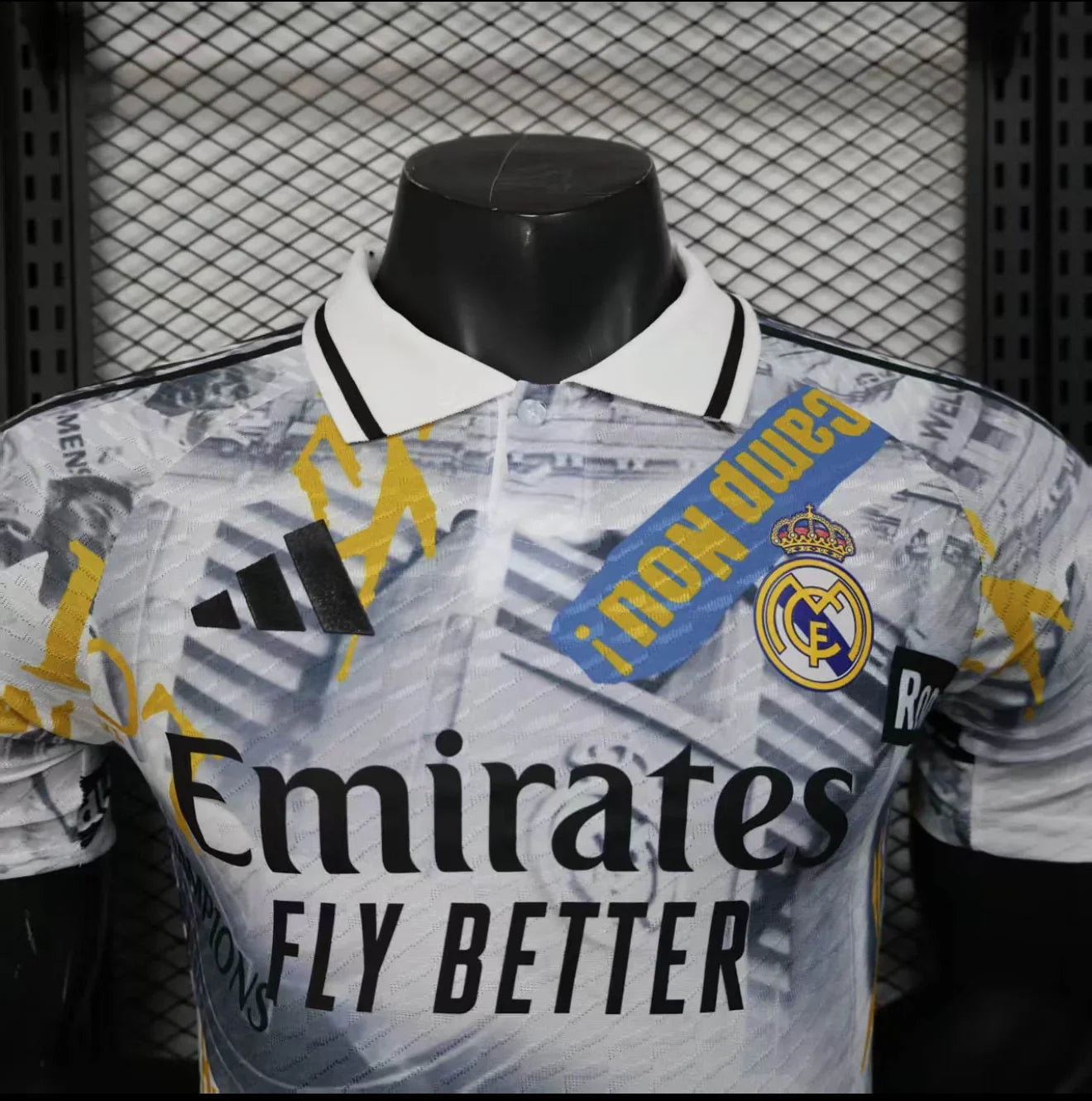 Maillot officiel du Real Madrid 2025/26 de la marque Le 12 -ème Maillot, vue en gros plan avec logo et design moderne.