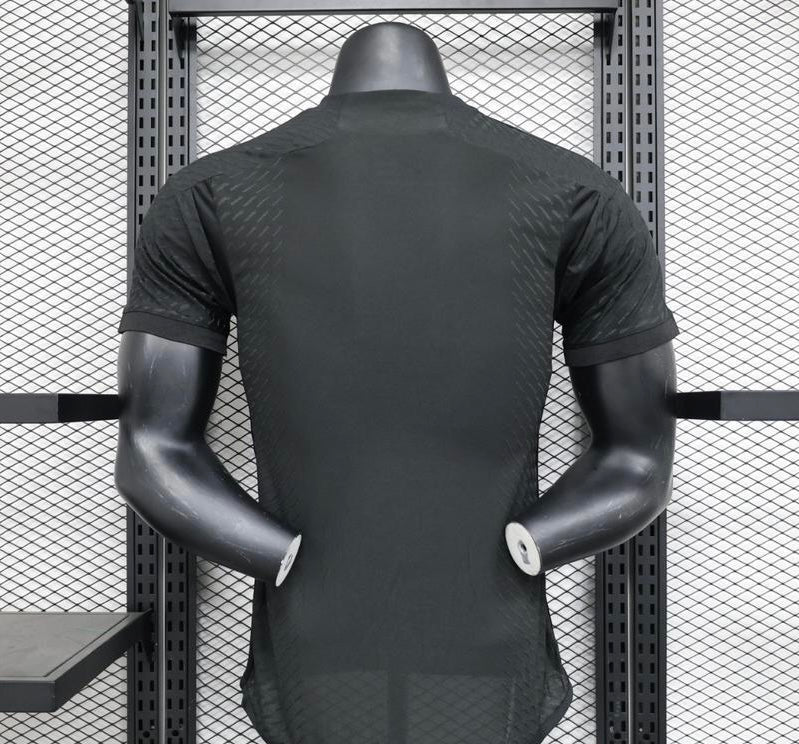 Maillot third de Real Madrid 2023 2024, version joueur, marque Le 12-ème Maillot, vue de face avec logo et détails du design.