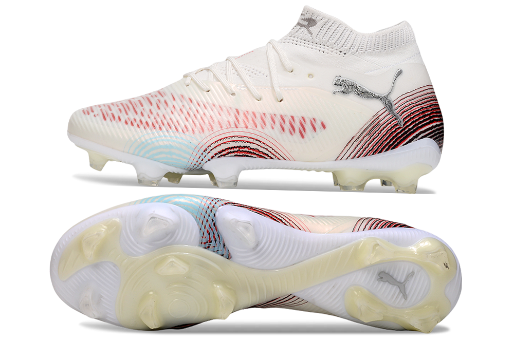 Crampons FUTURE 8 ULTIMATE FG de Le 12 -ème Maillot, pointes en acier pour football, fixation solide, design moderne.
