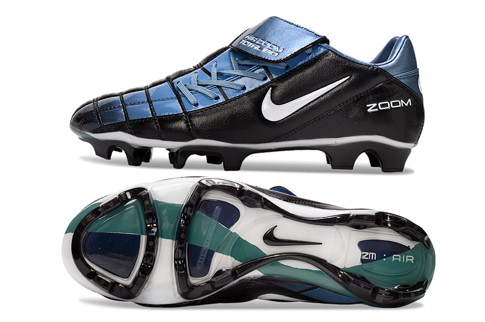 Crampons T90 FG de Le 12 -ème Maillot, fixation en acier avec pointes acérées pour le football ou le sport en extérieur.
