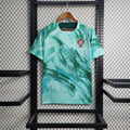 Maillot d’entraînement Portugal 2023-2024 Le 12ème Maillot, vue de face, avec logo et détails de la tenue sportive.