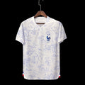 Maillot extérieur de l'équipe de France 2022-2023, marque Le 12, avec logo et design officiel, porté en match.