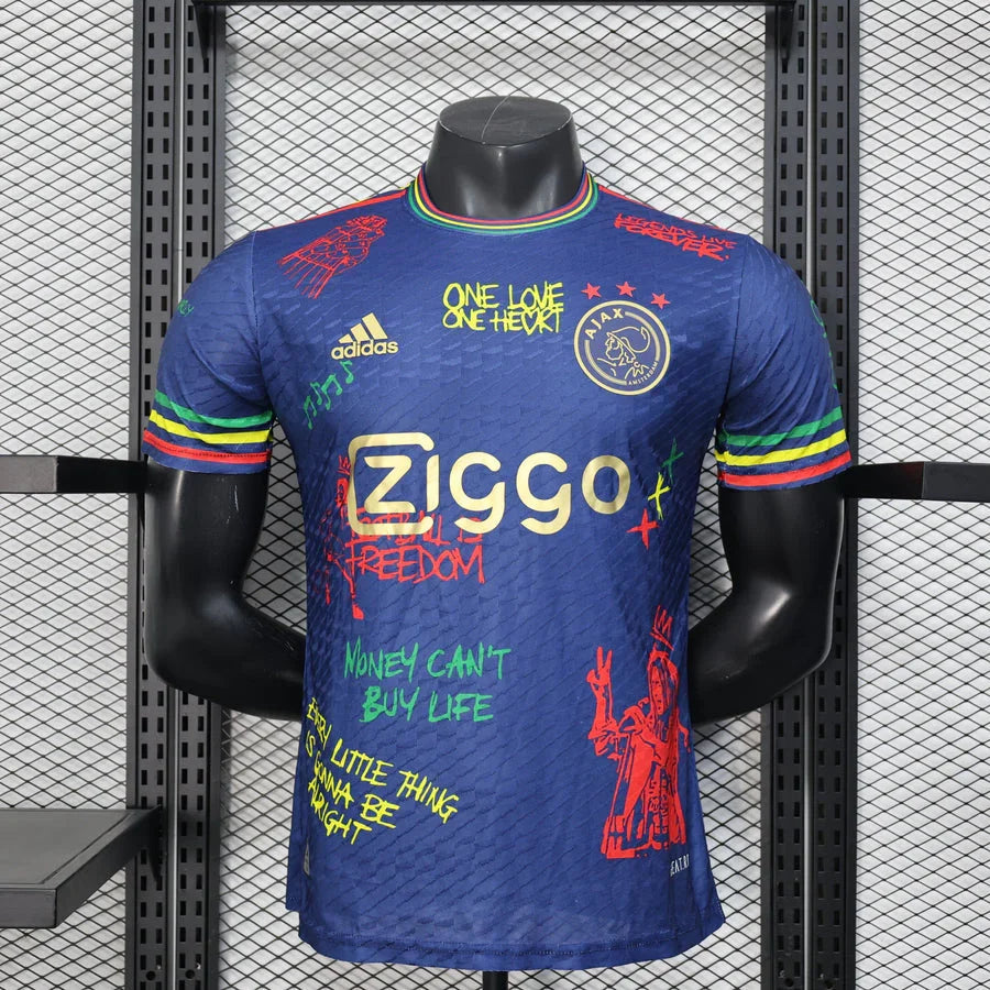 Maillot de football Concept Amsterdam 2025 Le 12 -ème Maillot, design coloré et moderne, vue de face sur fond blanc.
