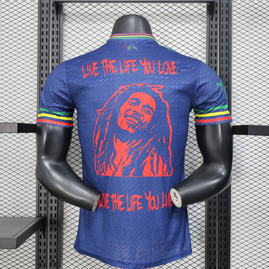 Maillot Concept Amsterdam 2025 de Le 12 -ème Maillot, vue de face, avec détails du design en tissu léger.
