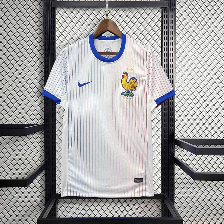 Maillot extérieur de l'équipe de France de football 2024-2025, marque Le 12, avec logo et détails du maillot EURO 2024.