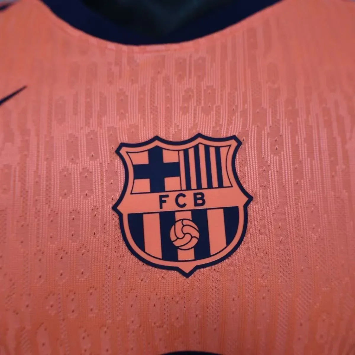 Maillot FC Barcelone 2025-26 de la marque Le 12 -ème Maillot, vue de face avec logo et détails du maillot.