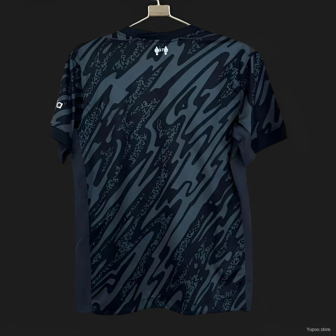 Maillot de gardien Liverpool 2024/25 Le 12 -ème Maillot, maillot de football avec logo et détails du club.