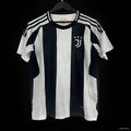 Maillot Juventus 2024/25 domicile Le 12 -ème Maillot, maillot de football avec logo et couleurs officielles de l'équipe.