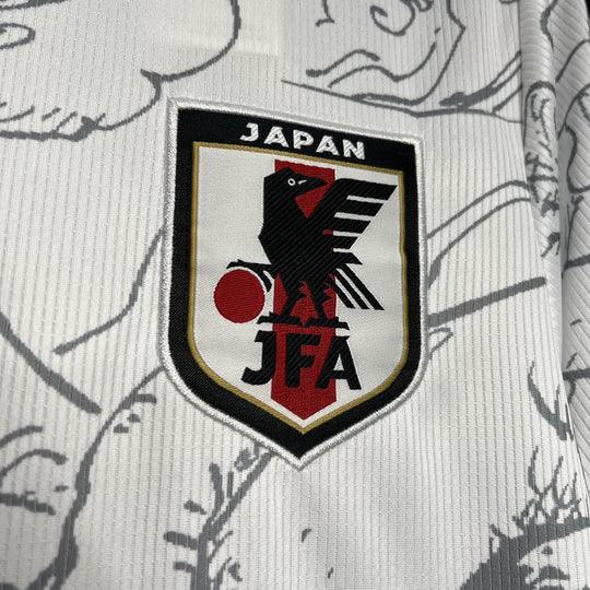 Maillot Japon édition spéciale One Piece 2024/2025, marque Le 12 -ème Maillot, avec le design du personnage principal en détail