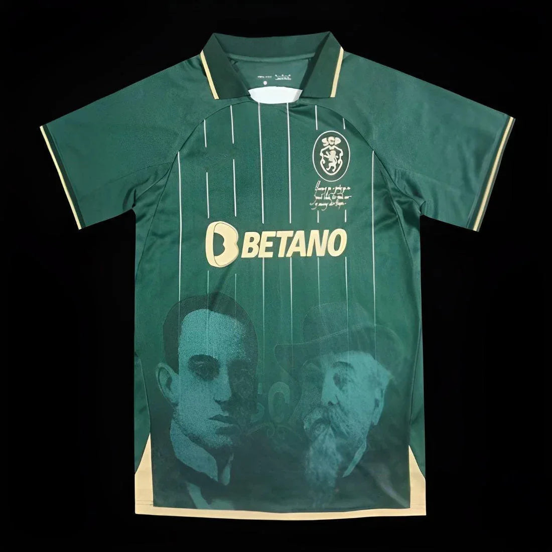 Maillot sportif édition spéciale Le 12 -ème Maillot, design unique avec logo et détails colorés, vue frontale.