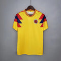 Maillot Colombie rétro 1990 Le 12, maillot de football vintage avec couleurs vives et logo de l'équipe nationale.