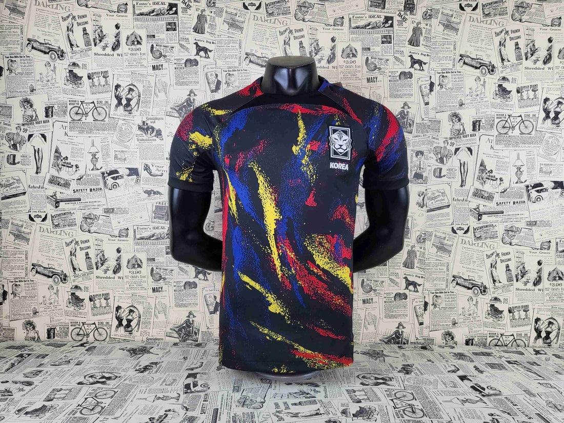 Maillot extérieur de la Corée du Sud, marque Le 12 -ème Maillot, vue en gros plan sur le tissu et le design du vêtement.
