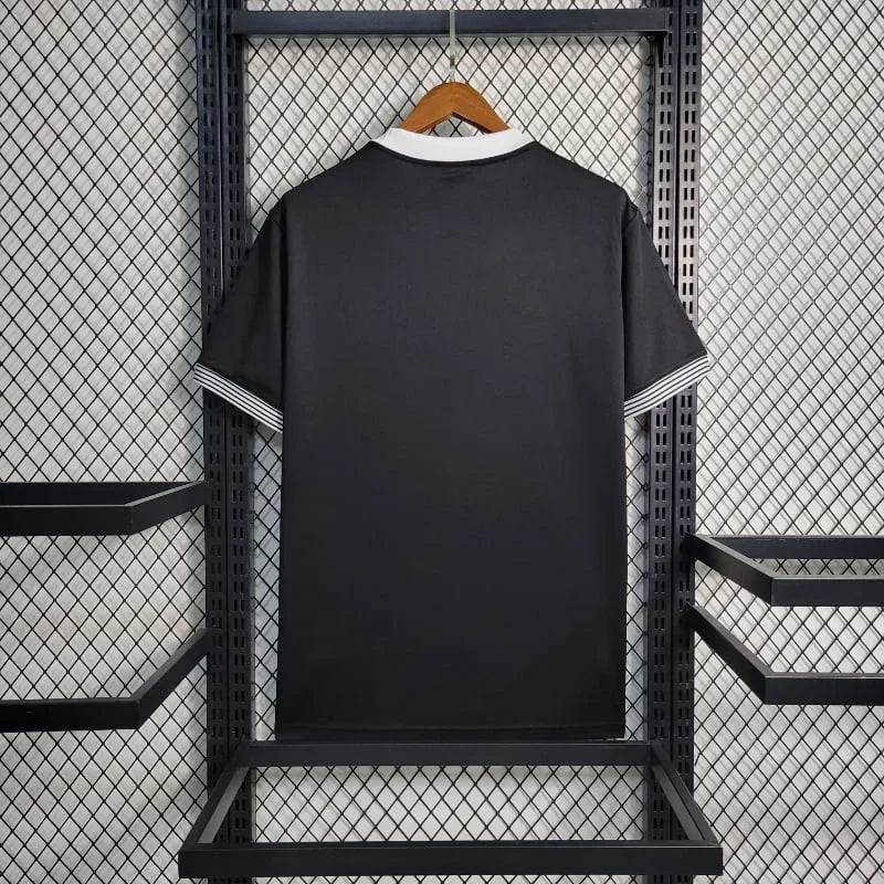 Maillot de football Écosse 2023/24 Le 12, maillot officiel avec emblème écossais, vue de face sur fond neutre.