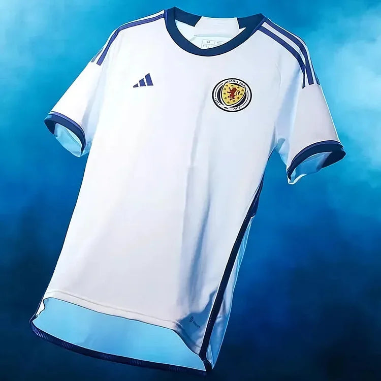 Maillot écossais CDM 2022 Le 12 -ème Maillot, jersey de football écossais avec design traditionnel et logo visible.