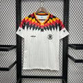 Maillot rétro de l'Allemagne 1994, maillot de football vintage de la marque Le 12 -ème Maillot, vue de face avec détails visuels