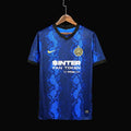 Maillot de football intérieur Le 12-ème Maillot 2021/22, détail du design et logo visible sur le tissu.