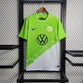 Maillot domicile Wolfsburg 2023/24, Le 12 -ème Maillot, maillot de football avec logo Wolfsburg visible sur le devant