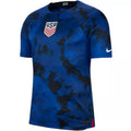 Maillot des États-Unis 2022/23 de la marque Le 12, vêtement de sport avec logo et motifs patriotiques.