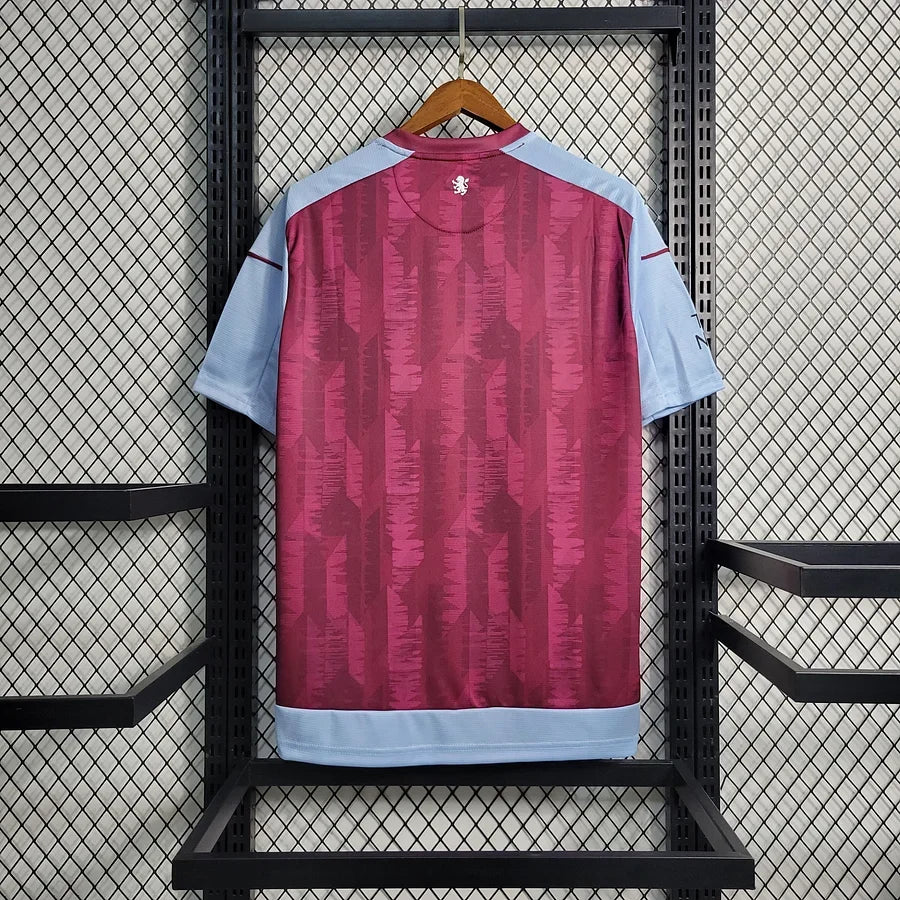 Maillot domicile Aston Villa 2023/24 de Le 12 -ème Maillot, vue de face avec le logo et les détails du design.