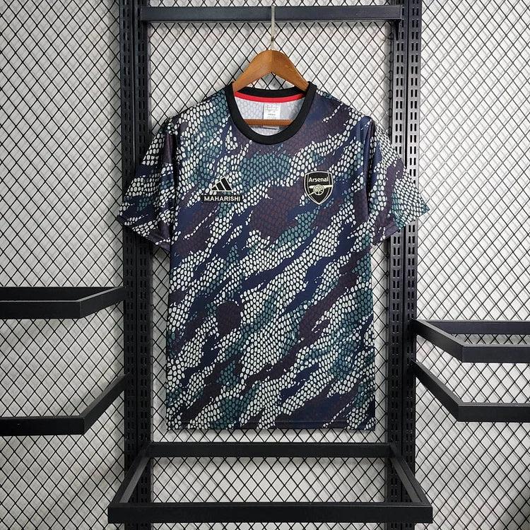 Maillot Arsenal édition spéciale Le 12 -ème Maillot, maillot de football avec logo et design distinctif, vue de face.