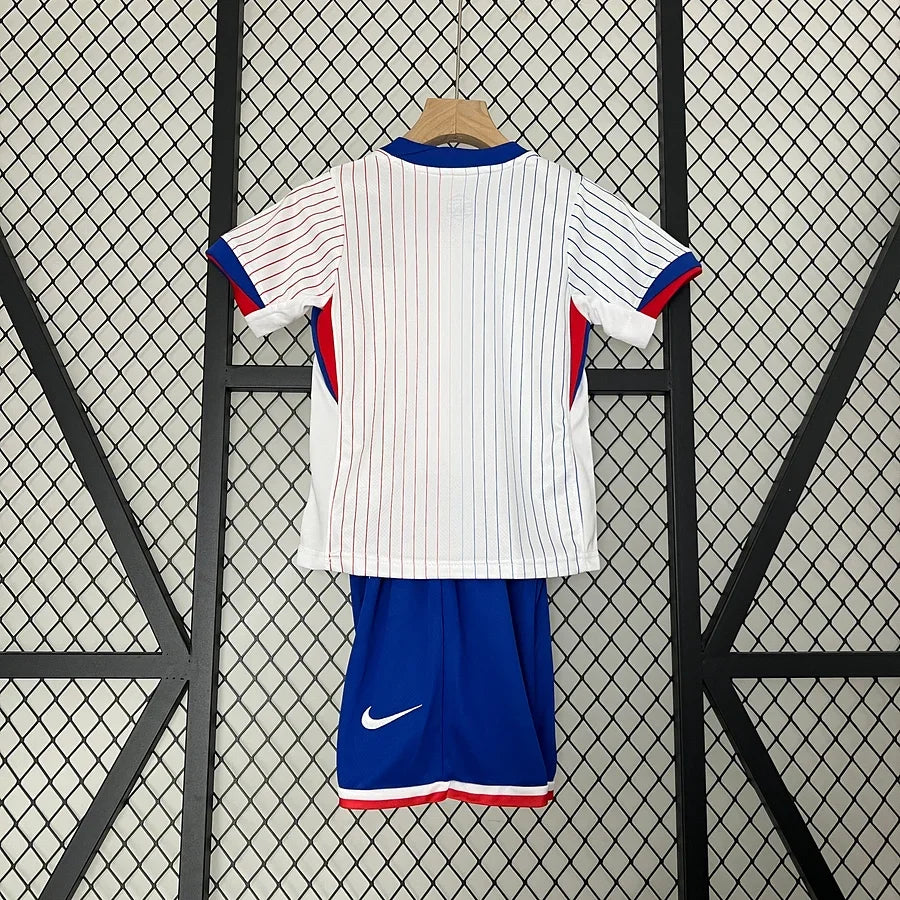 Maillot enfant de l'équipe de France 2024/25 Le 12, maillot officiel pour jeunes fans, avec logo et design sportif visible.