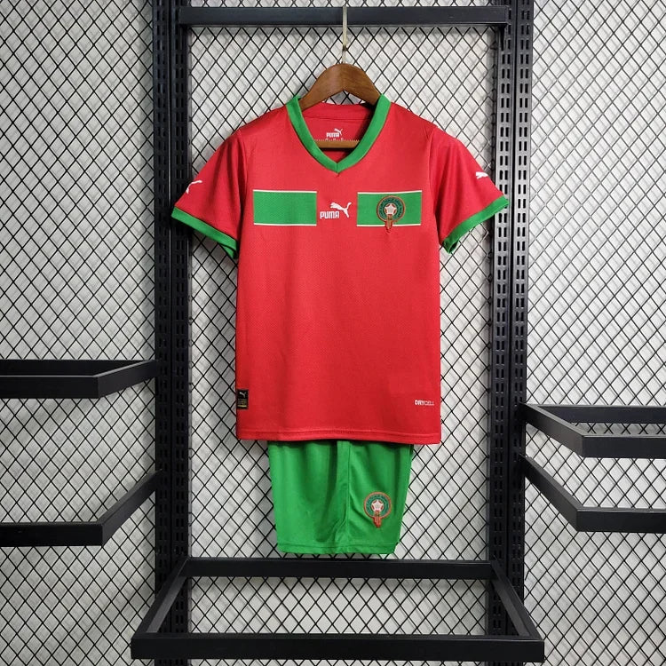 Maillot de football enfant Maroc 2022 Le 12 -ème Maillot, vue de face avec logo et détails du kit.