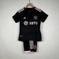 Maillot enfant Inter Miami 2023/24, marque Le 12 -ème, vue de face avec logo et détails du maillot de football.