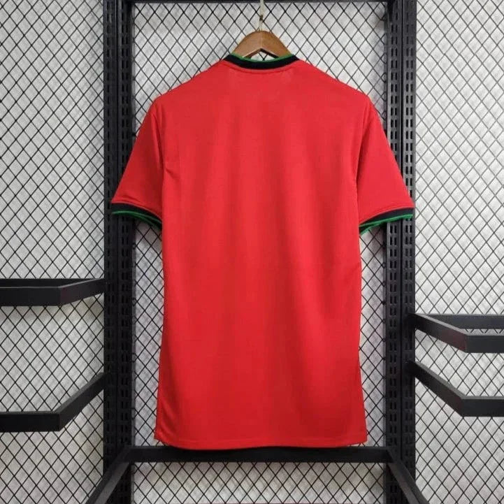 Maillot extérieur de l'équipe nationale du Portugal pour l'Euro 2024, collection 2023/2024, marque Le 12 -ème Maillot.